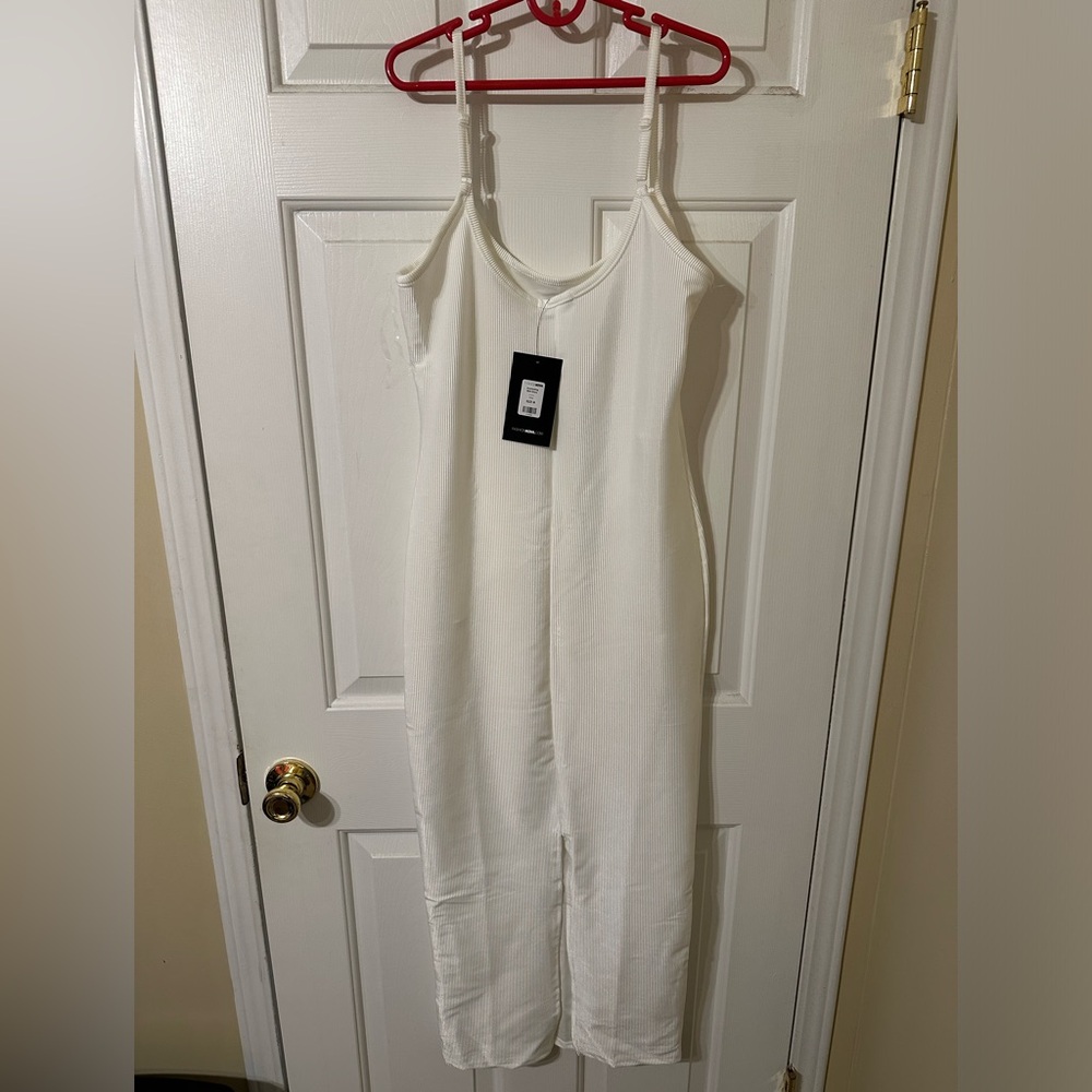 Fashion Nova - Everlasting Midi Dress